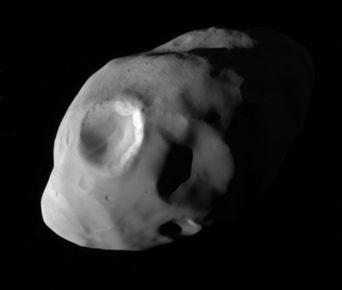 Pandóra, tungl Satúrnusar